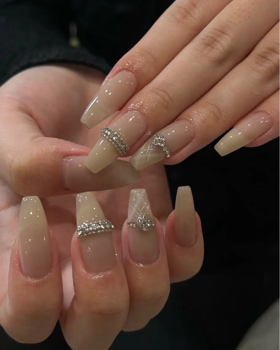 ネイル 韓国ネイル マグネットネイル 持ち込み ハンドネイル Mimi Nail_Royalのネイルデザイン
