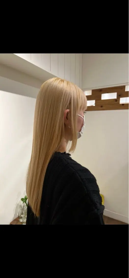 カラー ブリーチ PIS／ NAHOのヘアスタイル