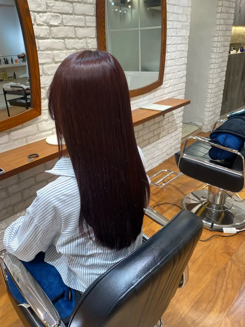ロング カラー ピンクカラー 岩崎 優のヘアスタイル