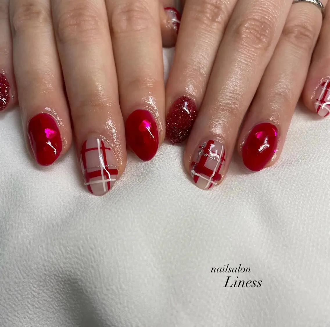 ネイル ジェルネイル ハート 持ち込み バレンタイン nailsalon Linessのネイルデザイン
