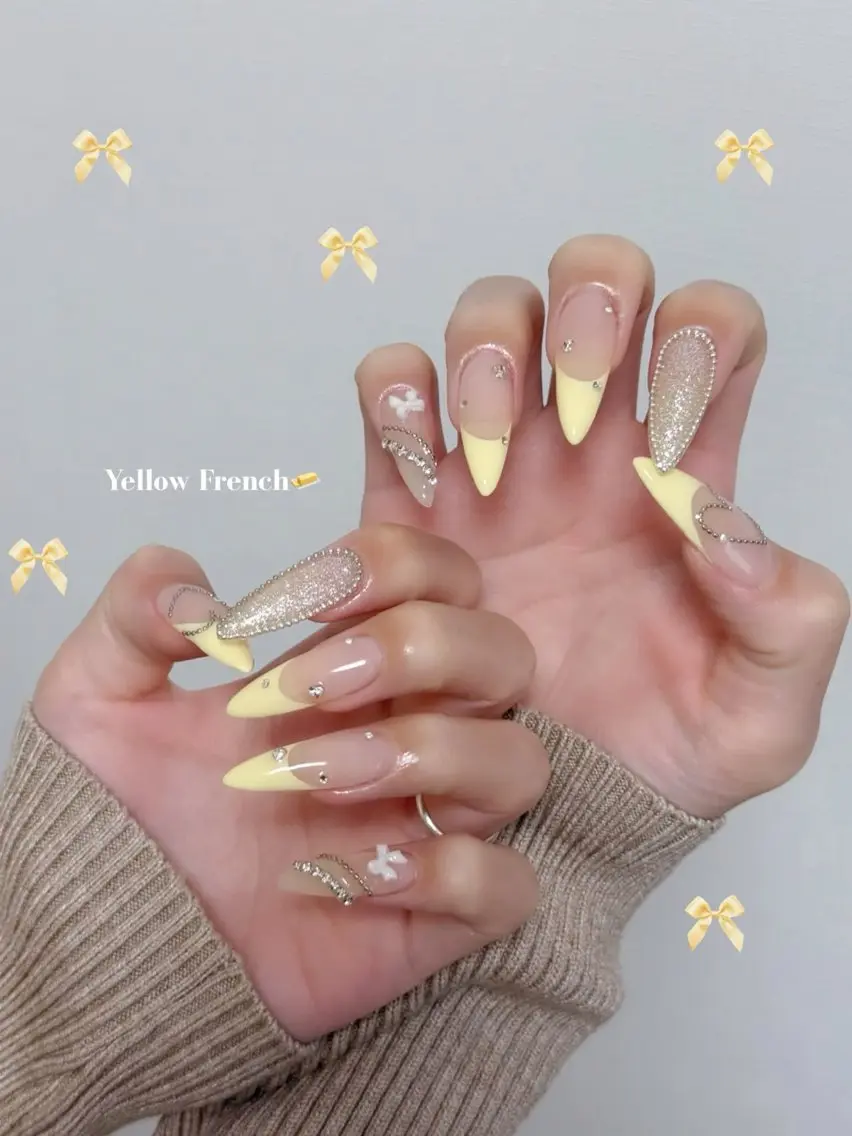 ネイル キラキラネイル 韓国ネイル ロングネイル ワンホンネイル ハンドネイル Josie nail salonのネイルデザイン