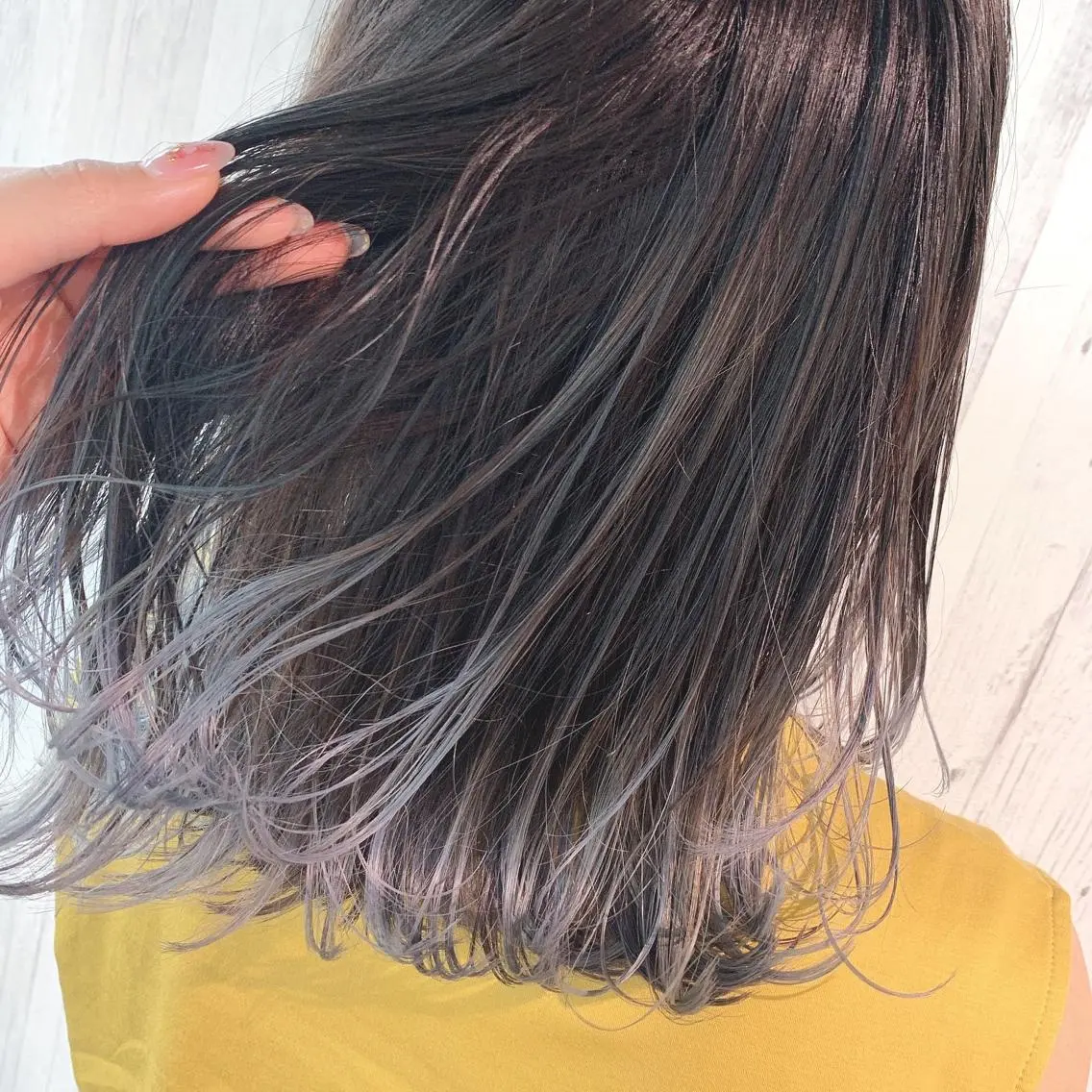 セミロング カラー ヘアアレンジ アッシュ シルバー シルバーアッシュ 髪質改善 トリートメント ヘアカラー トリートメント 新宿color🐝 AYAKA🌈💖のヘアスタイル