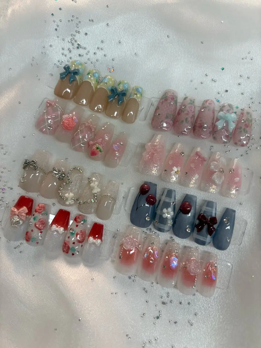 ネイル ハンドネイル ハンドケア e’s nail Lumièreのネイルデザイン