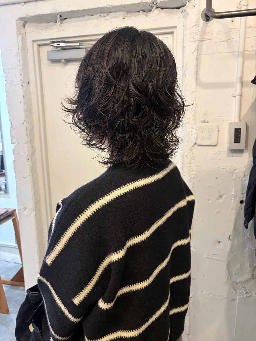 ミディアム パーマ ミディアムパーマ ウルフカット カット パーマ トリートメント ＊UNU＊ RICOのヘアスタイル