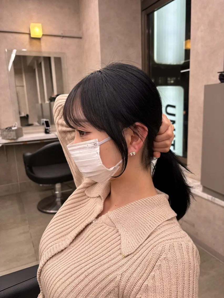 セミロング カラー 抜け感レイヤー︴ ニュアンスカラーのヘアスタイル