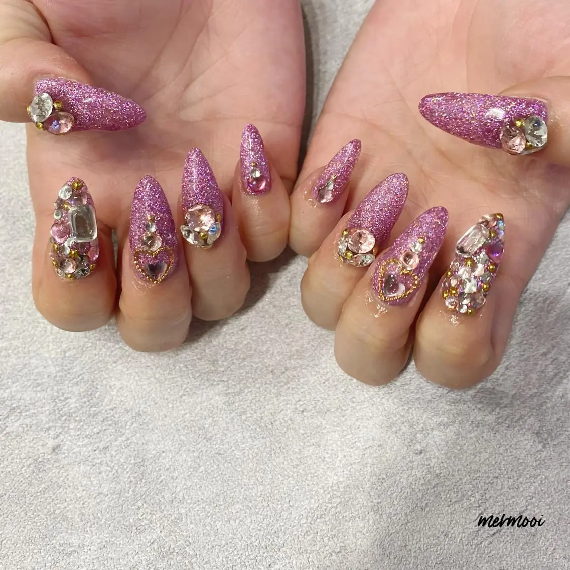 ネイル ジェルネイル ハート ラメ(グリッター) ロングネイル ピンク mermooi nailのネイルデザイン