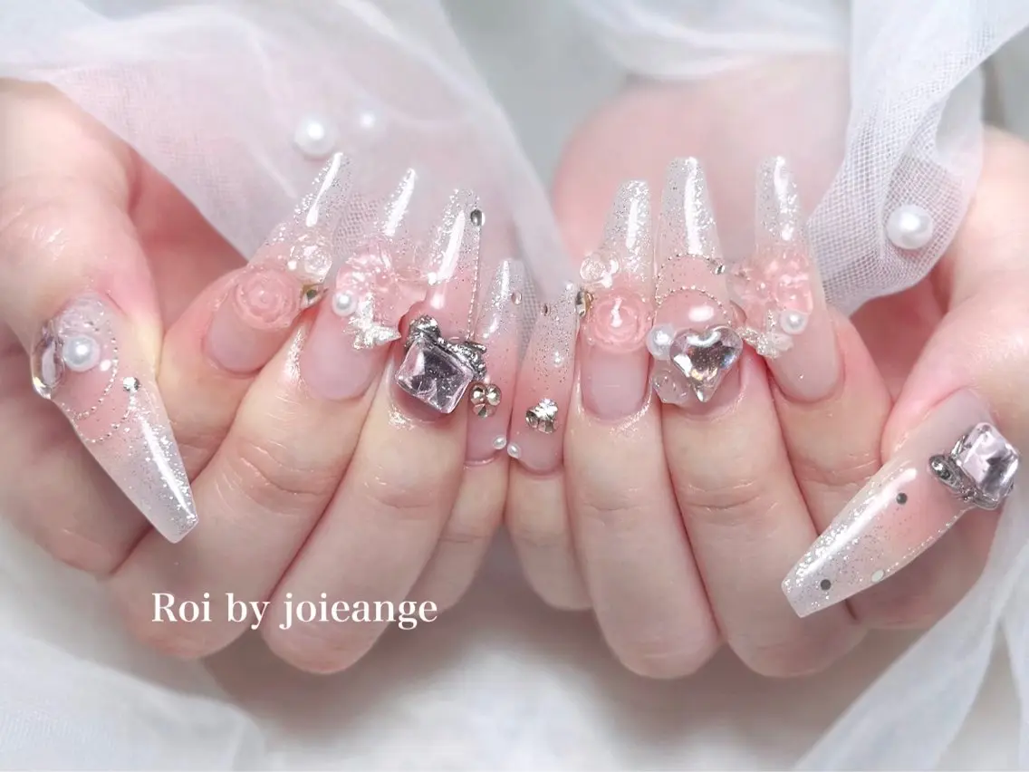 ネイル ハンドネイル Roi〈ロワ〉 Yume🎀のネイルデザイン