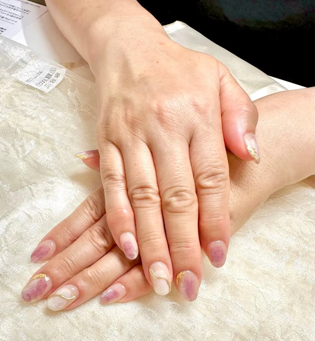 ネイル ニュアンスネイル 本郷台ネイル✳︎大人 女性隠れ家サロンのネイルデザイン