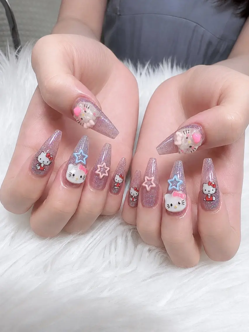 ネイル ガーリー キラキラネイル 韓国ネイル ラメ(グリッター) ロングネイル CC Nail Salonのネイルデザイン