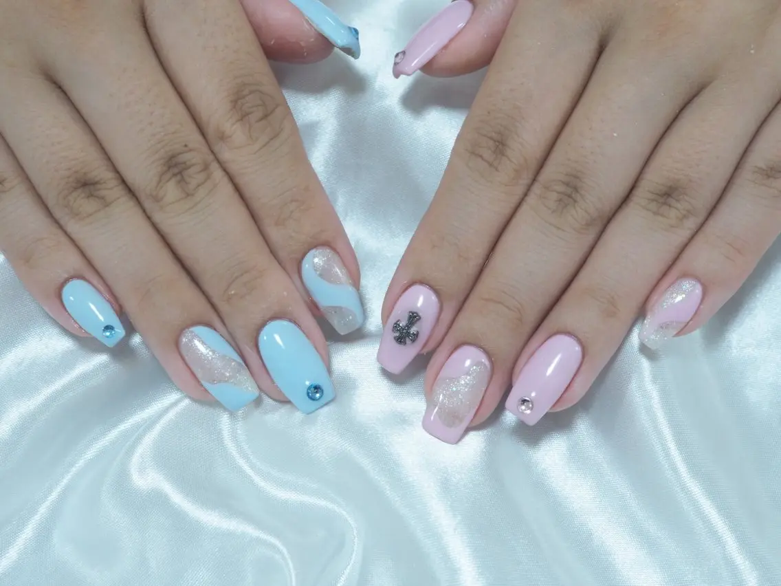 ネイル ハンドネイル Amore Nのネイルデザイン