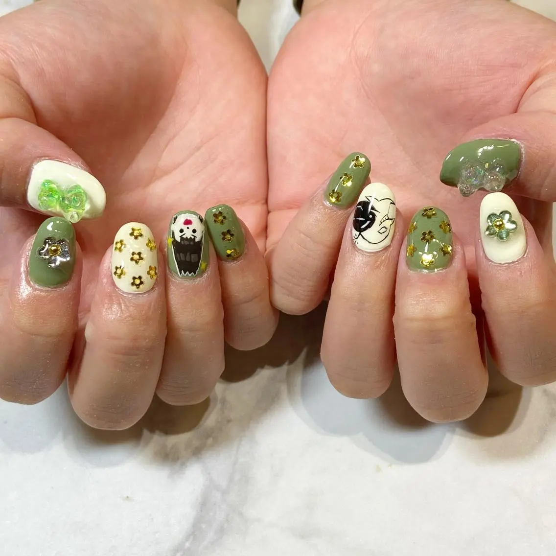 ネイル 長さ出し ハンドネイル YUN 💅のネイルデザイン