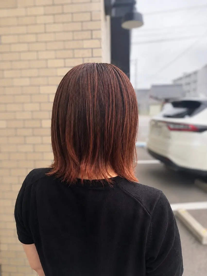 ミディアム オレンジブラウン Lutz/ minacoのヘアスタイル