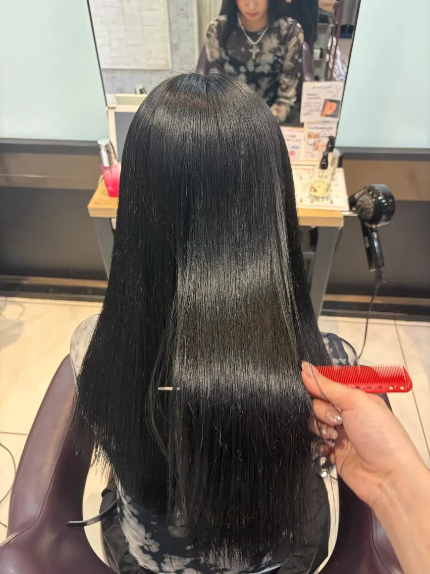ロング カラー カット ヘアカラー 🫧❤️暖色艶カラ ー❤️🫧Kyaraのヘアスタイル