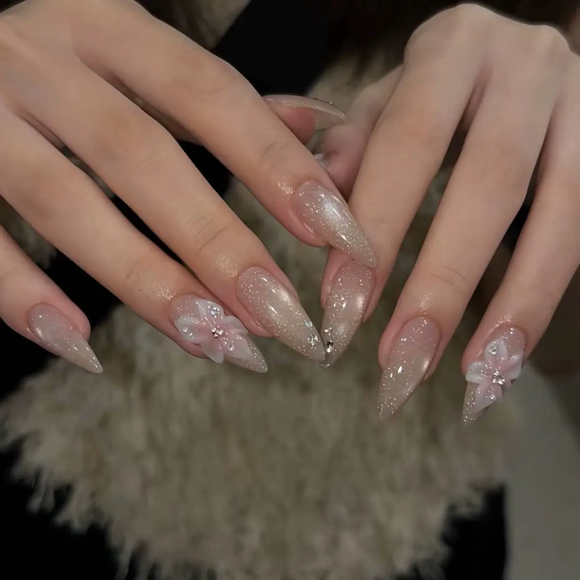 ネイル ハンドネイル Luna Gladeのネイルデザイン