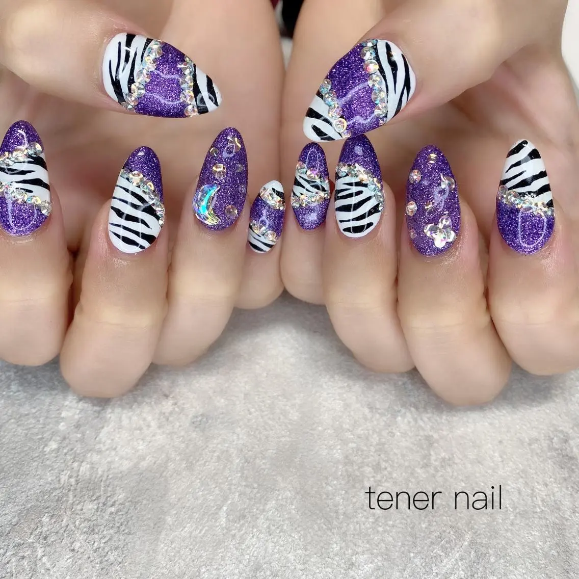 ネイル アニマル柄 ラメ(グリッター) パープル テネルネイル tener nailのネイルデザイン