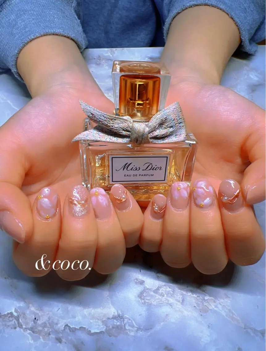 ネイル 桜ネイル 長さ出し 春ネイル ＆ coco.のネイルデザイン