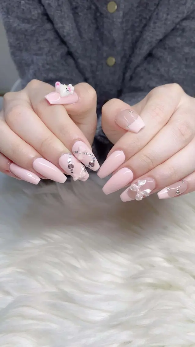 ネイル フレンチネイル グラデーション 韓国ネイル マグネットネイル ニュアンスネイル ハンドネイル Squen Nail shinjukuのネイルデザイン