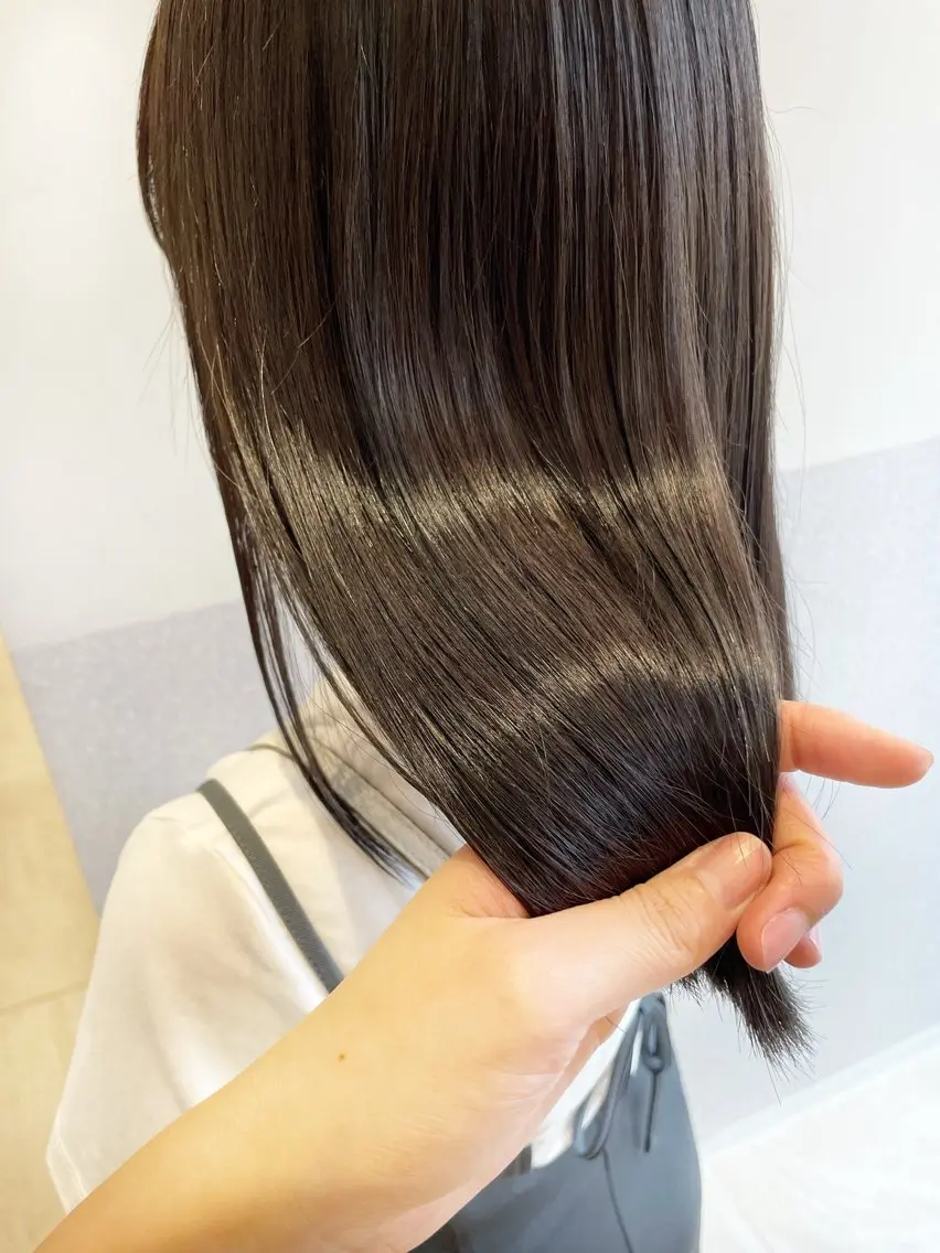 ミディアム カラー ダークグレー カット ヘアカラー トリートメント 女性リピ90%🍨 🩷佐藤みずきのヘアスタイル