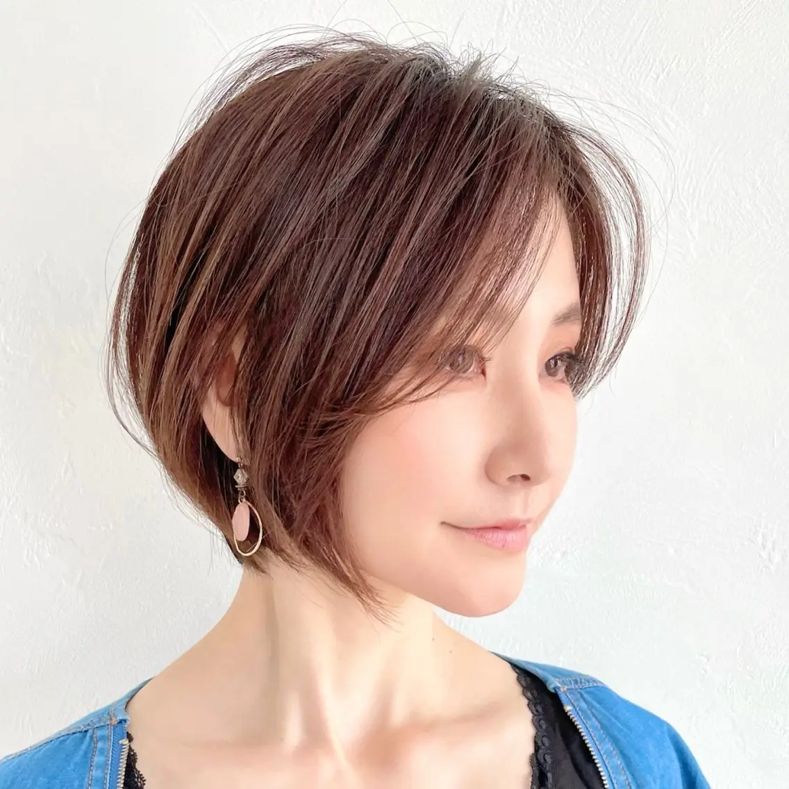 ショート ボブ 外国人風カラー ハイライト 髪質改善 韓国風ヘア カット ヘアカラー トリートメント 滝口 佑樹のヘアスタイル