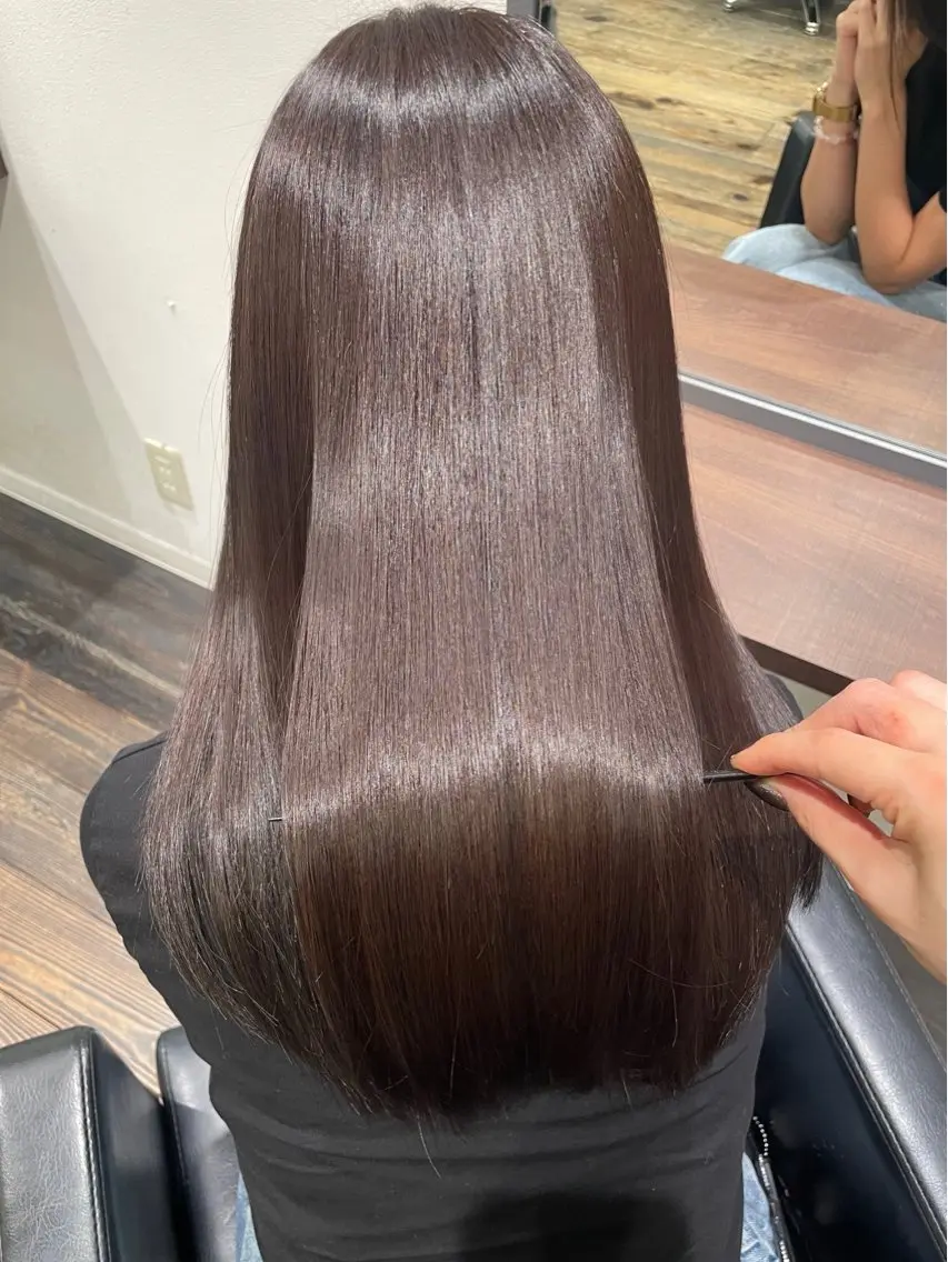 ロング トリートメント 酸熱トリートメント 韓国風レイヤーカット 🇰🇷yumiのヘアスタイル