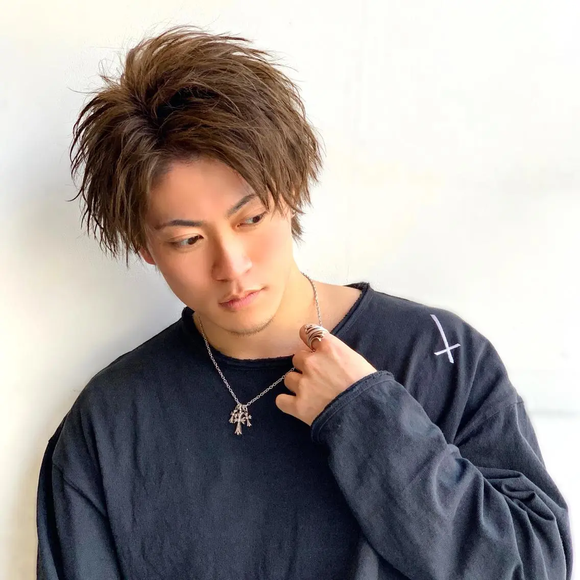 カラー メンズ アップバング センターパート メンズ専門 井藤 雅也のヘアスタイル