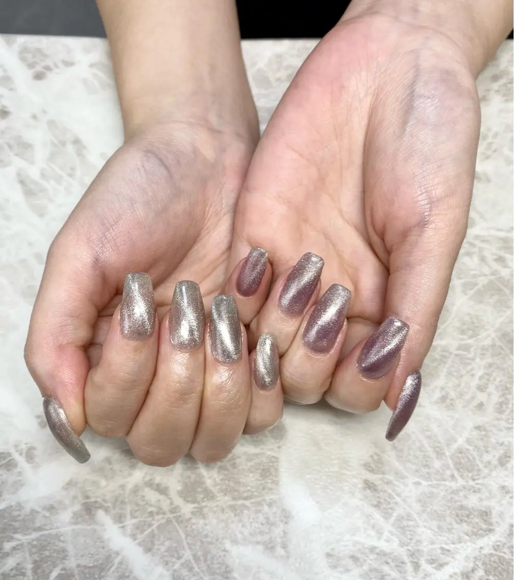 ⭐️キラキラマグネットジェルコース⭐️片手1本ずつパーツサービス！⭐️の写真