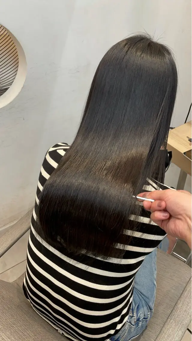 ロング カラー パーマ 髪質改善 ヘアカラー 縮毛矯正 トリートメント ✨髪質改善✨美髪 矯正🫧小泉のヘアスタイル