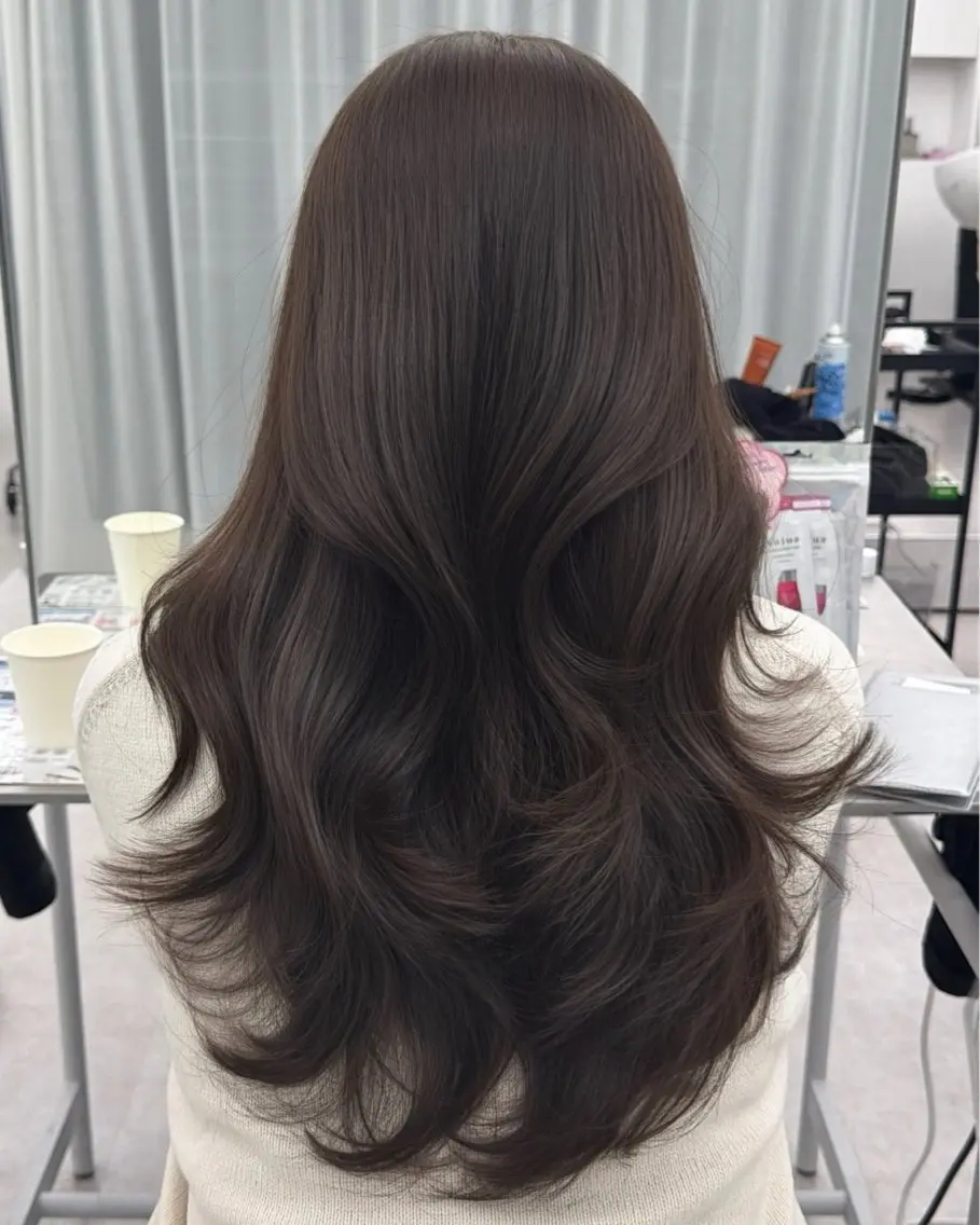 ロング カラー カット ヘアカラー トリートメント 韓国ヘア　紗希 🦋のヘアスタイル