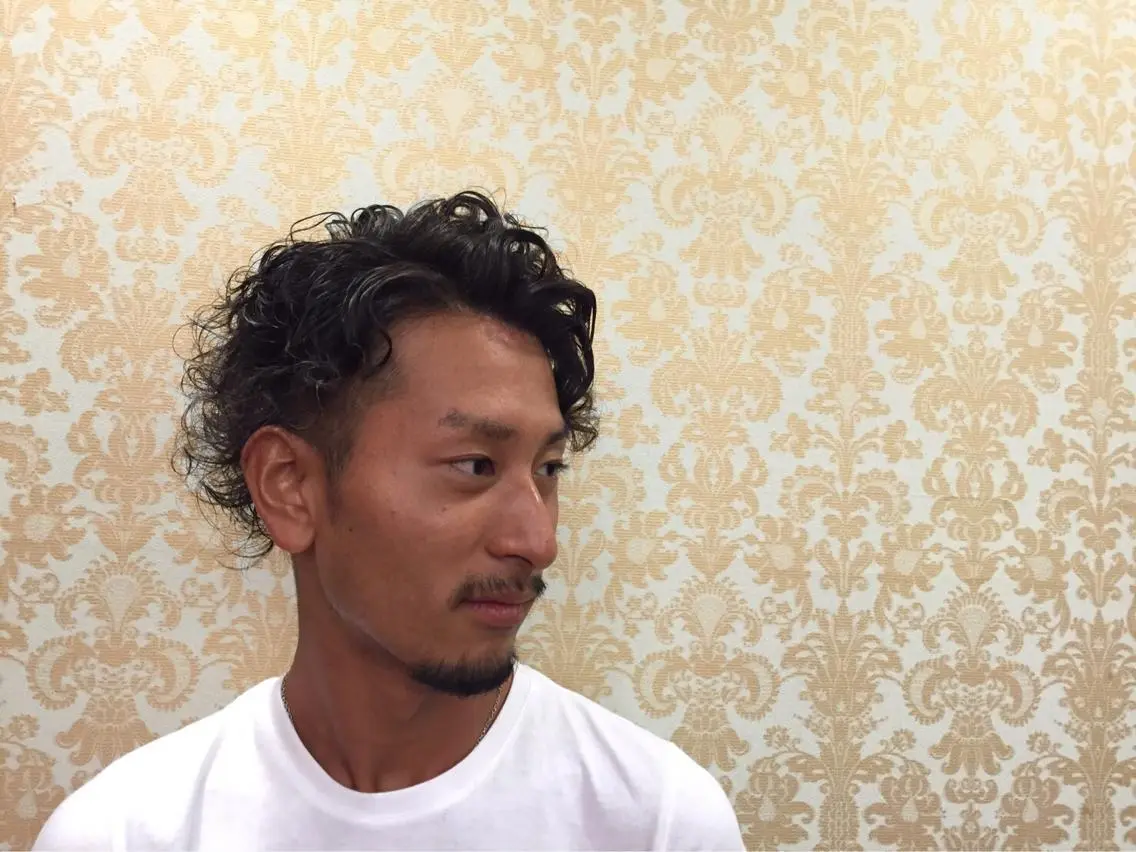 ショート パーマ メンズ メンズパーマ 髪質改善美容師 中村 一のヘアスタイル
