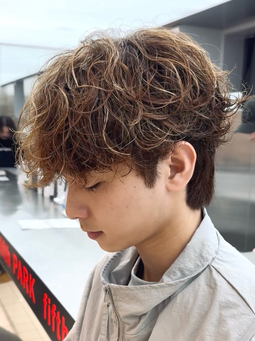 カラー ブリーチ ハイライトカラー 縮毛矯正 ヘアカラー あつき/パーマ/縮毛 /ブリーチ特化🌟のヘアスタイル