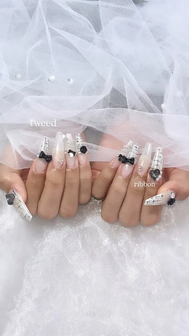 ネイル ハンドネイル akari🎀 京橋 ARRINEのネイルデザイン