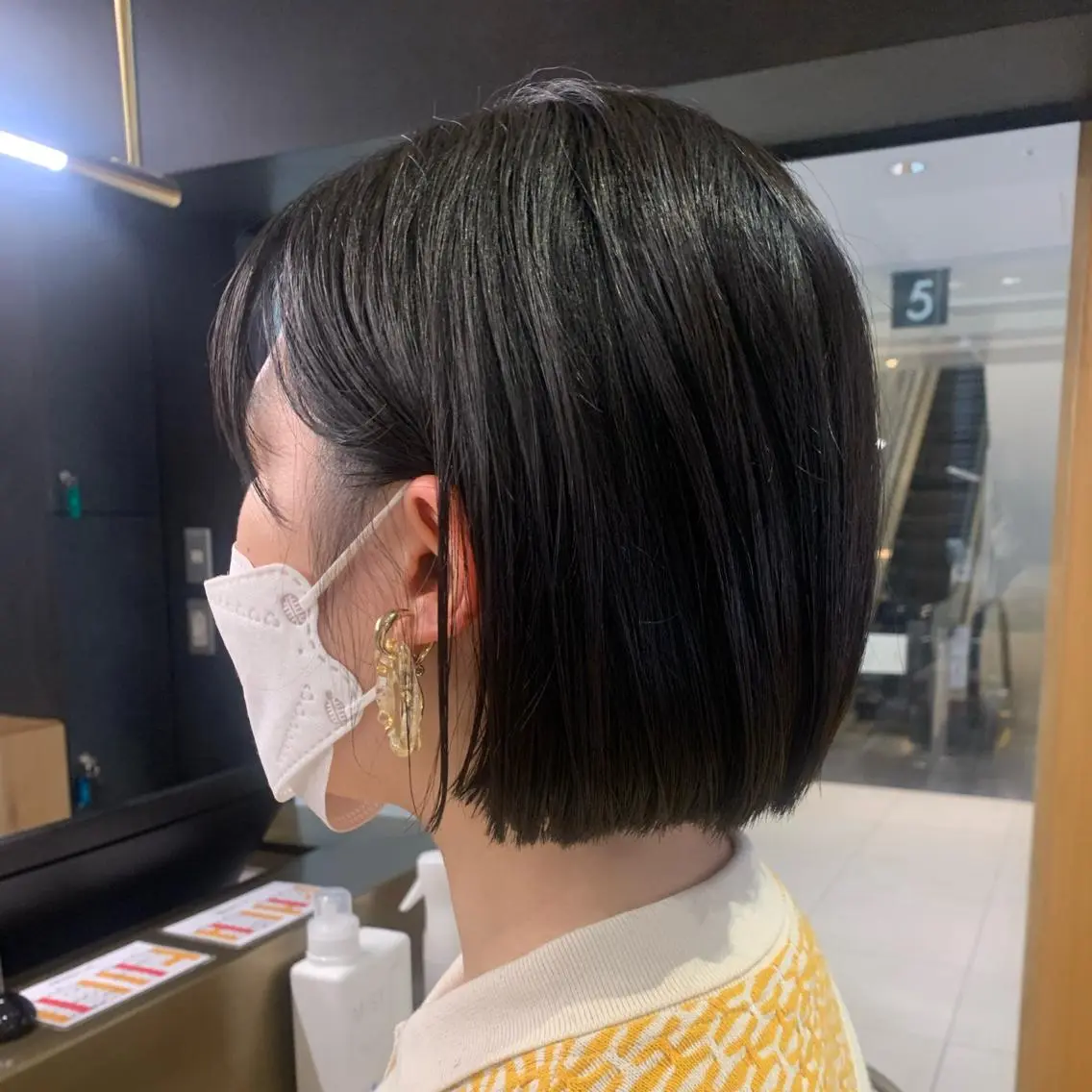 ショート ボブ くせ毛 外国人風カラー ハイライト 髪質改善 土佐 優奈のヘアスタイル