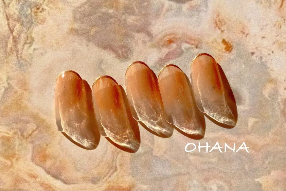 ネイル べっ甲ネイル フットネイル マグネットネイル ミラーネイル ニュアンスネイル nailroom OHANA🌴のネイルデザイン
