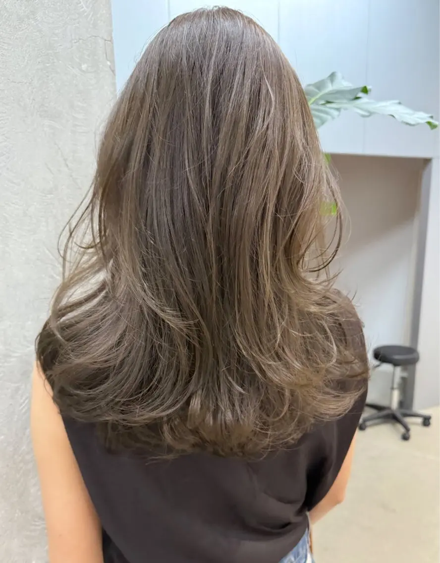 ロング カラー 谷町/Le'a /竹原しおなのヘアスタイル