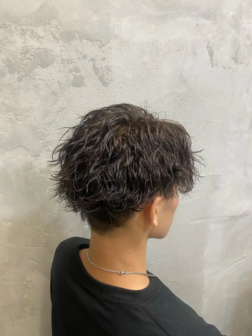 ショート パーマ メンズ カット パーマ 髪質改善特化美容師 酸性ストレート近藤俊のヘアスタイル