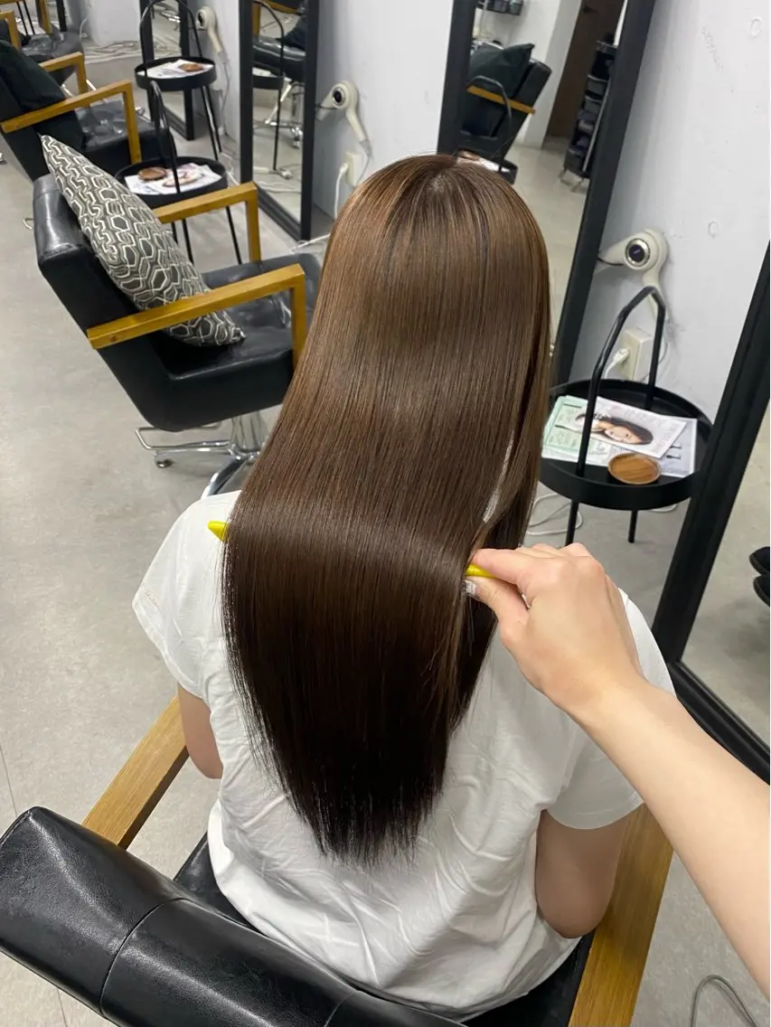 ロング ヘアカラー 縮毛矯正 トリートメント 太田 すず香のヘアスタイル