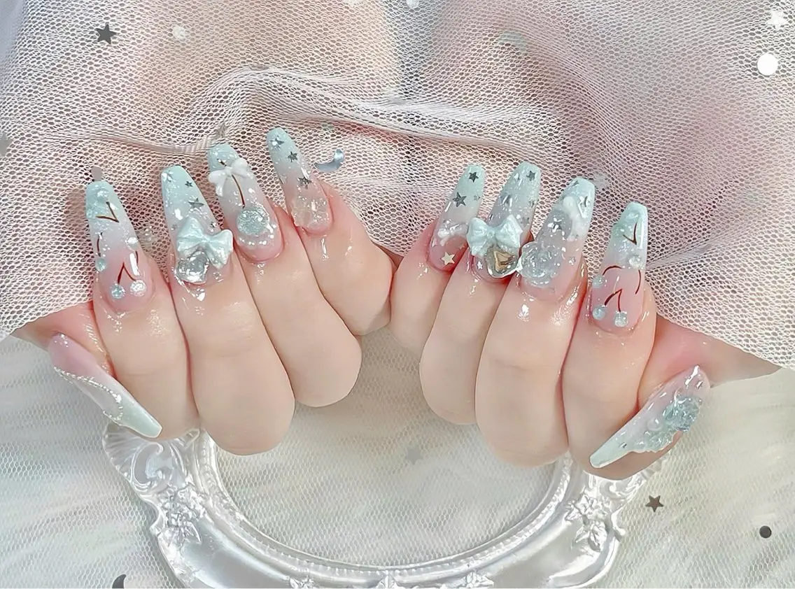 ネイル チークネイル ドット 長さ出し フットネイル フレンチネイル ハンドネイル Hana Nail Salonのネイルデザイン