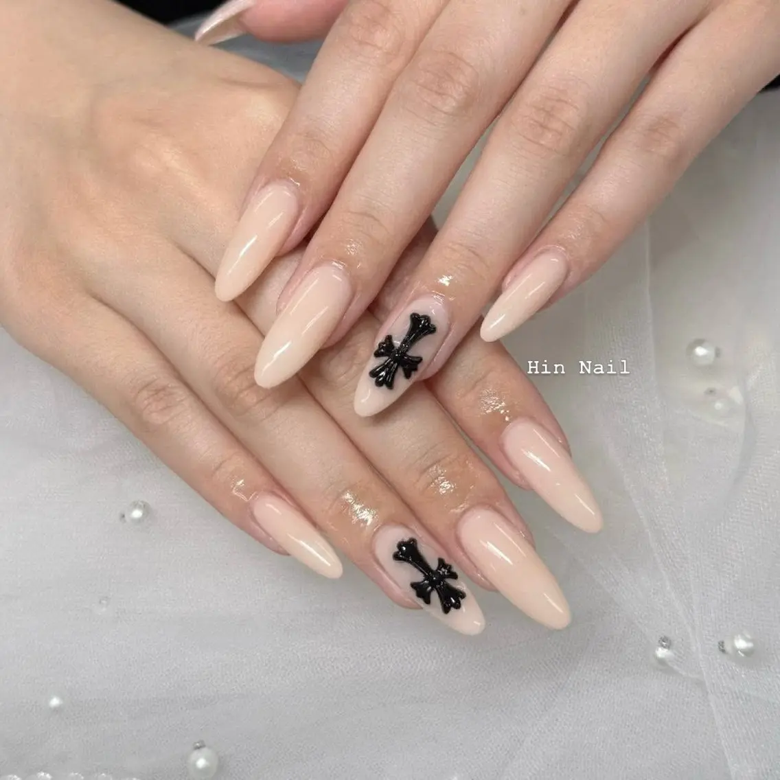 ネイル チークネイル ドット フットネイル フレンチネイル グラデーション ハンドネイル Hym Nailのネイルデザイン