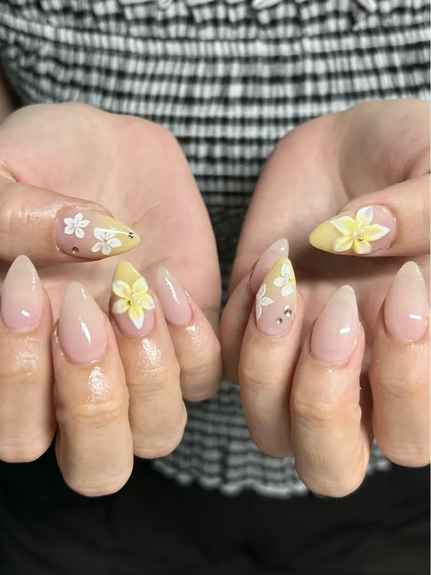 ネイル ハンドネイル IROHA NAIL 愛音のネイルデザイン