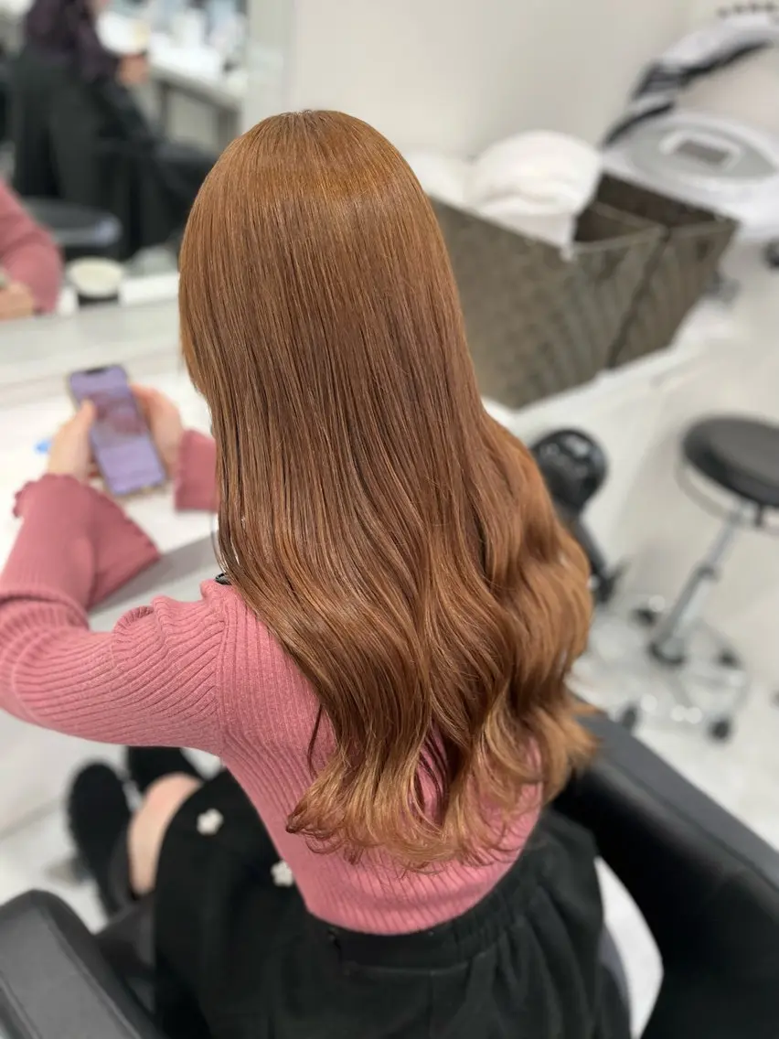 ロング カラー 🫧うる艶トレンド 🫧透明感カラーのヘアスタイル