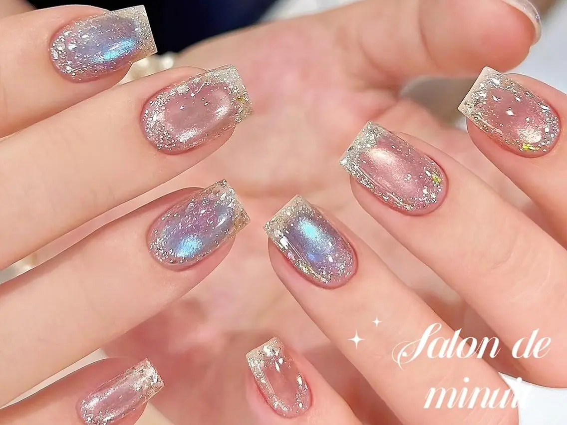 ネイル Minuit Nail渋谷店のネイルデザイン