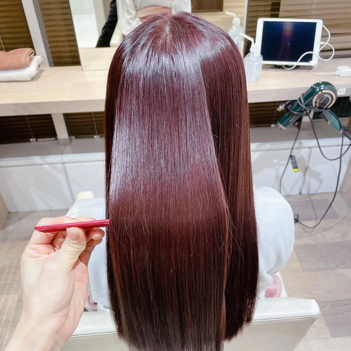 ロング CYNTHIADUE 店長| IRISUのヘアスタイル