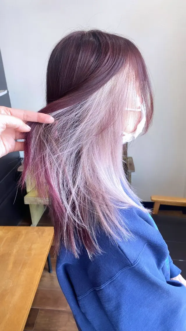 セミロング カラー ボルドーカラー ハイトーンカラー インナーカラー レッドカラー ヘアカラー 🦋透明感カラー🦋 CHIHARUのヘアスタイル