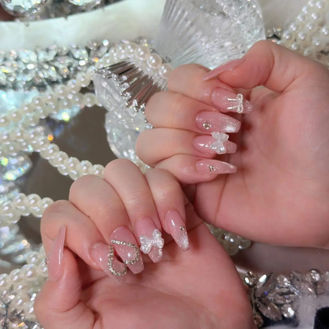 ネイル オーロラネイル 長さ出し フラッシュネイル フレンチネイル ジェルネイル ハンドネイル ハンドケア CiCi NailSalonのネイルデザイン