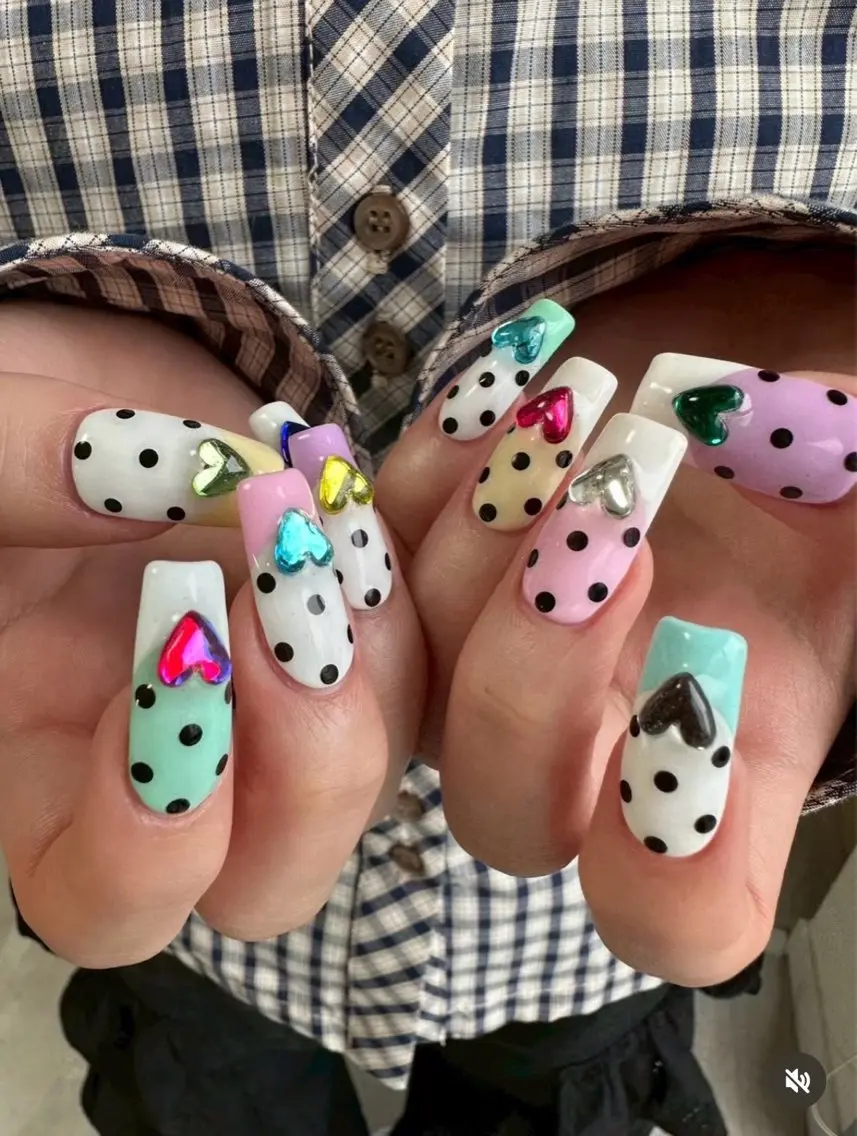ネイル ハンドネイル SHIORI 📍渋谷 / 円山町のネイルデザイン