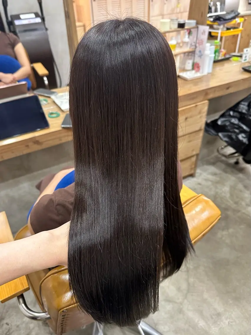 ロング カラー 透明感カラー ヘアカラー Saffy RIOのヘアスタイル