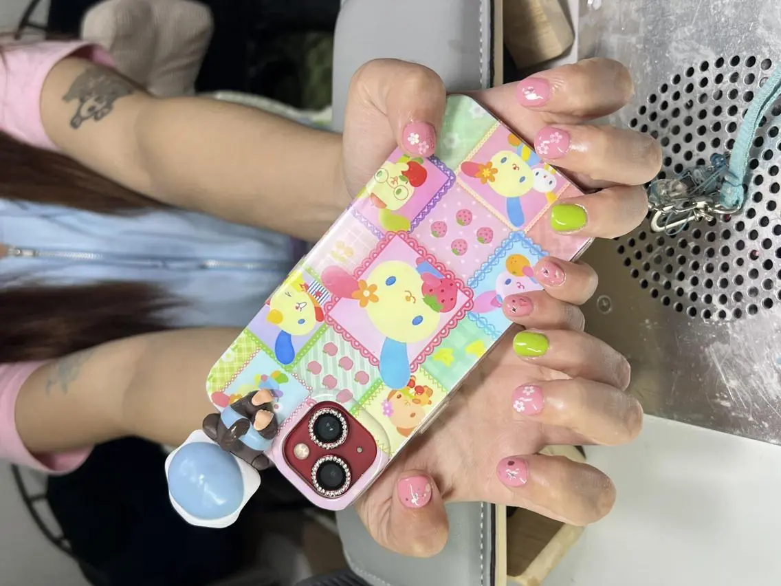 ネイル Alra アルラのネイルデザイン