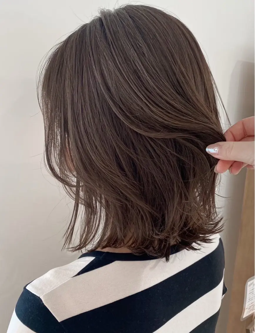 カラー ヘアカラー 和泉田 真白のヘアスタイル