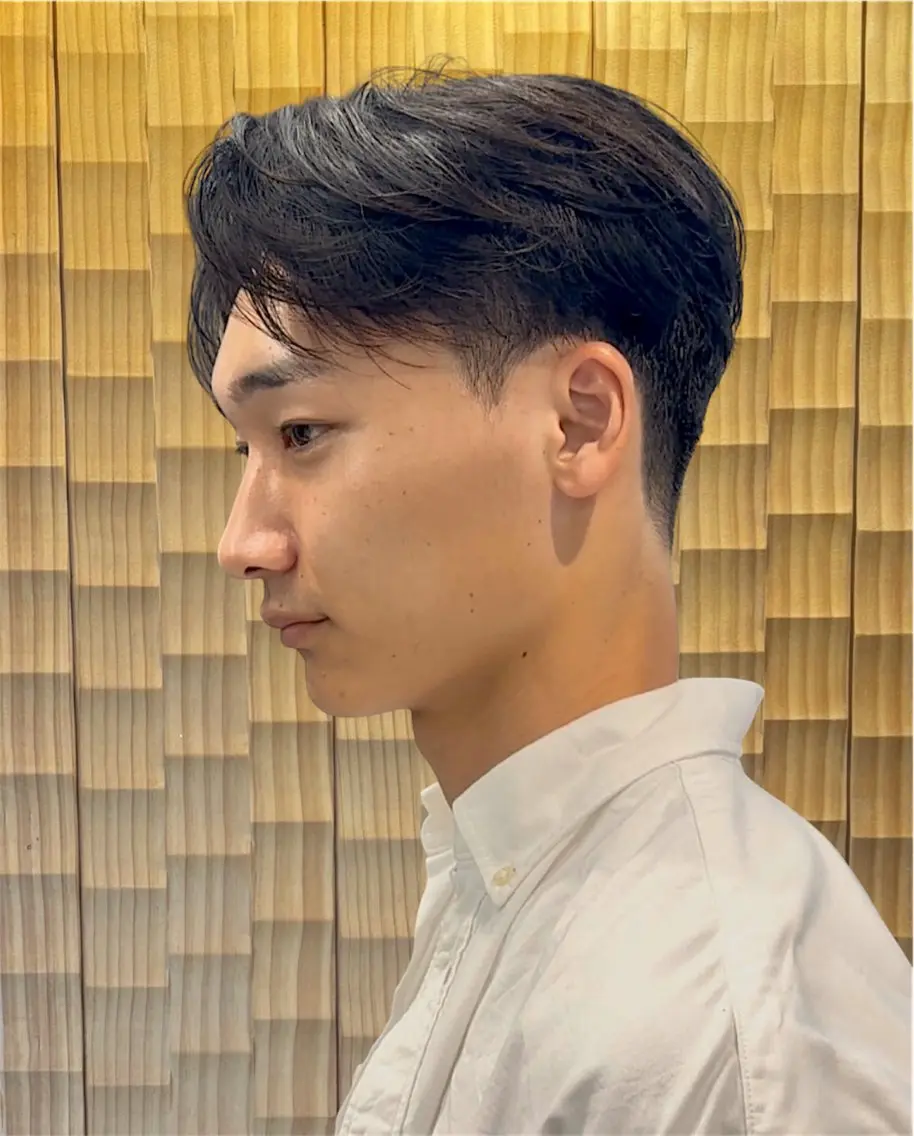 ショート メンズ✂️レディス 岩井勇磨のヘアスタイル