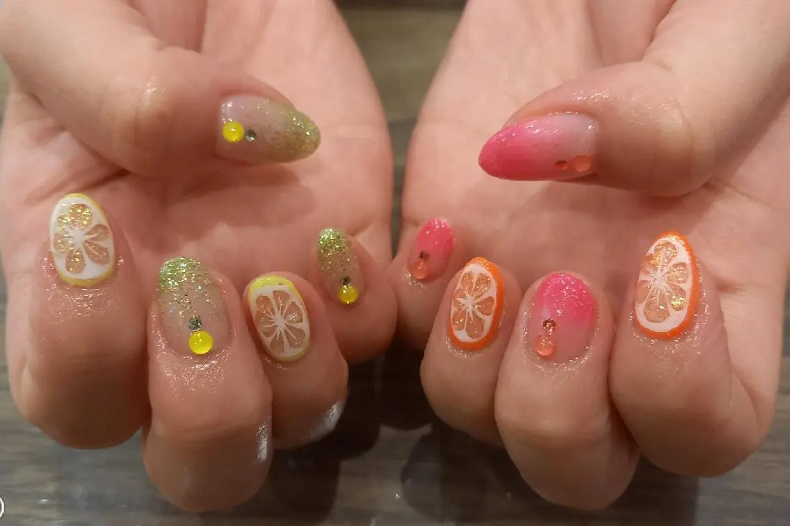 ネイル ストーンネイル ハンドネイル Progress Nailのネイルデザイン